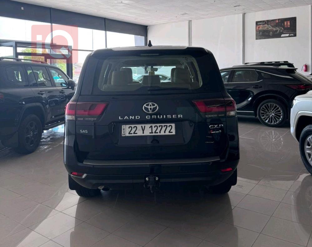 تويوتا لاندكروزر